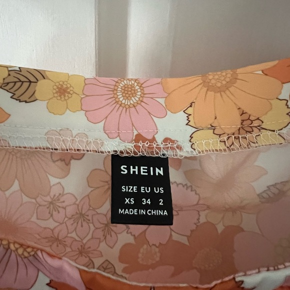 SHEIN Pink and Orange Floral Tank Top - Picture 2 of 2